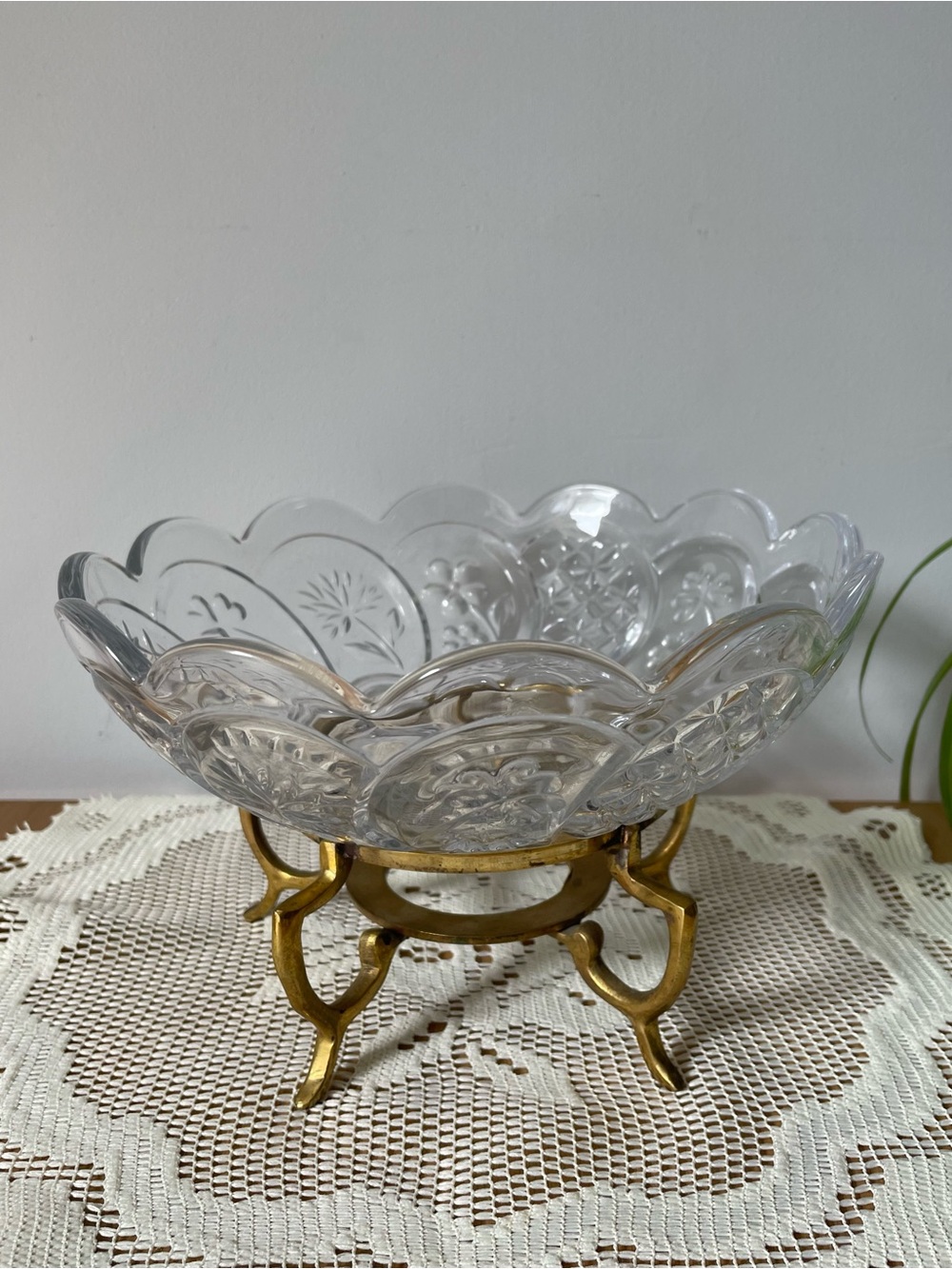 Vintage Crystal Clear Studios Japan Glass Scalloped Bowl with Brass Stand